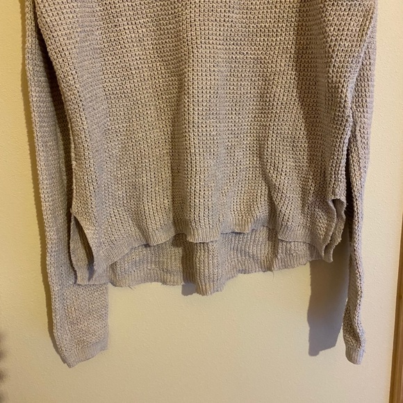 Hollister Cut out Sleeve Cozy autumn sweater - Picture 3 of 4